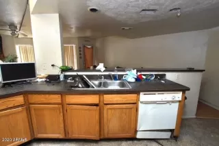 Photo #4: 6118944 Listing