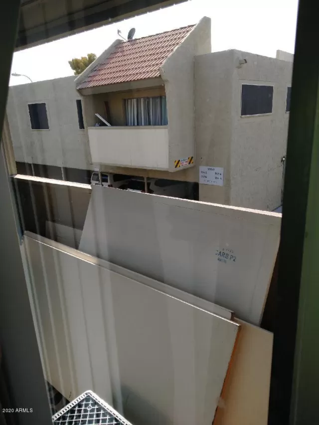 MLS: 6118969 Condo For Sale