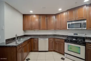 Photo #3: 6119010 Listing