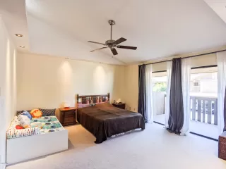 Photo #6: 6119020 Listing