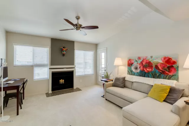 MLS: 6119116 Condo For Sale