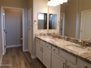 Photo #6: 6119230 Listing 