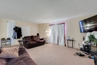 Photo #5: 6119267 Listing 