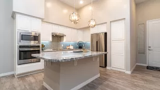 Photo #3: 6119410 Listing