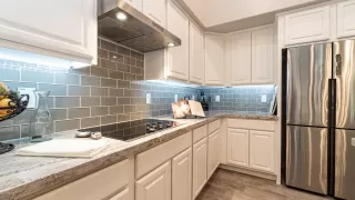 Photo #6: 6119410 Listing