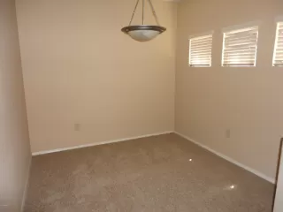 Photo #5: 6119420 Listing