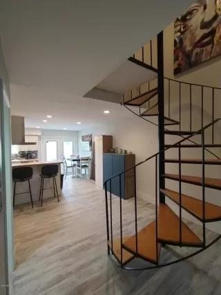 Photo #6: 6119426 Listing