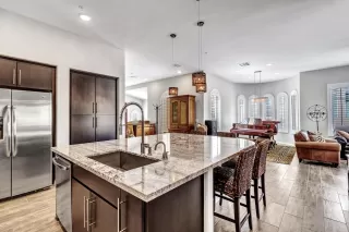 Photo #3: 6119431 Listing 