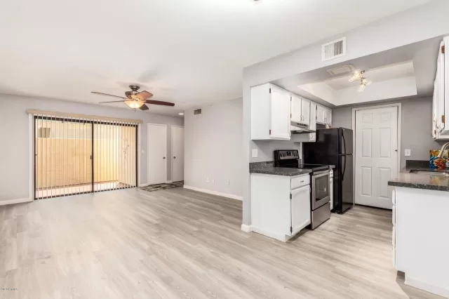 MLS: 6119515 Condo For Sale