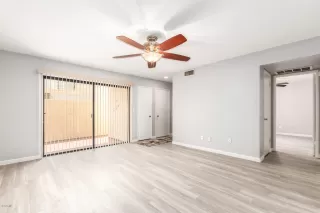 Photo #4: 6119515 Listing