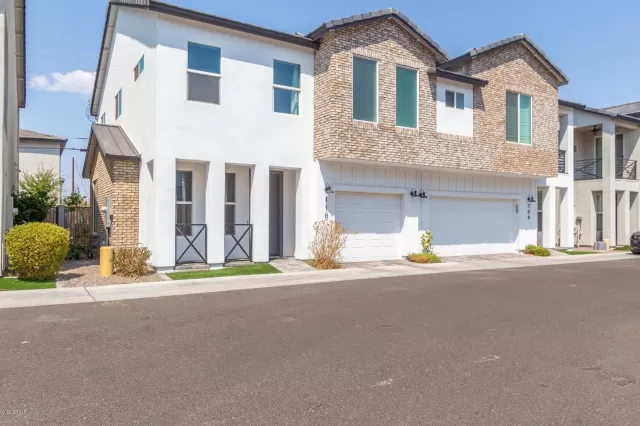 MLS: 6119679 Condo For Sale