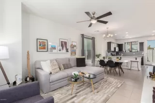 Photo #3: 6119679 Listing