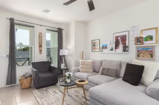 Photo #5: 6119679 Listing