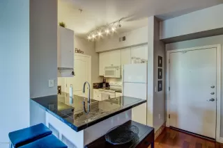 Photo #5: 6119696 Listing 