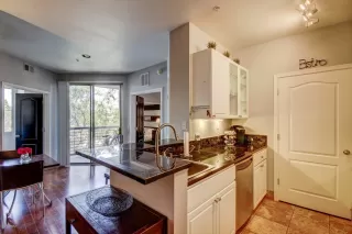 Photo #6: 6119696 Listing 