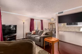 Photo #3: 6119706 Listing 