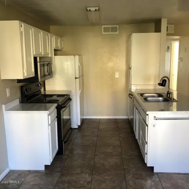 MLS: 6119909 Condo For Sale