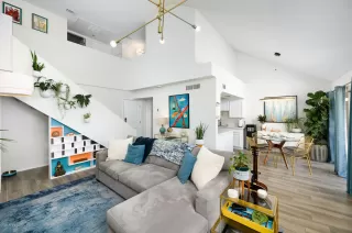 Photo #3: 6119963 Listing