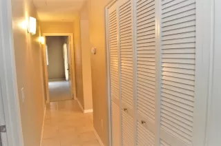 Photo #6: 6120278 Listing