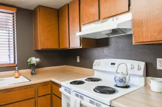 Photo #1: 6120401 Listing