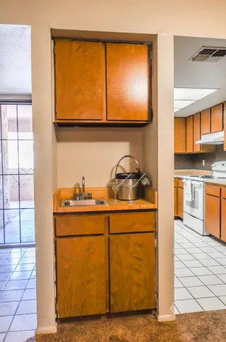 Photo #3: 6120401 Listing