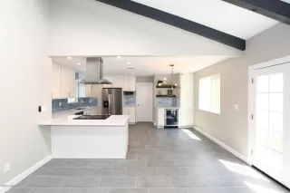 Photo #4: 6120461 Listing 