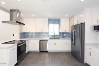 Photo #5: 6120461 Listing 