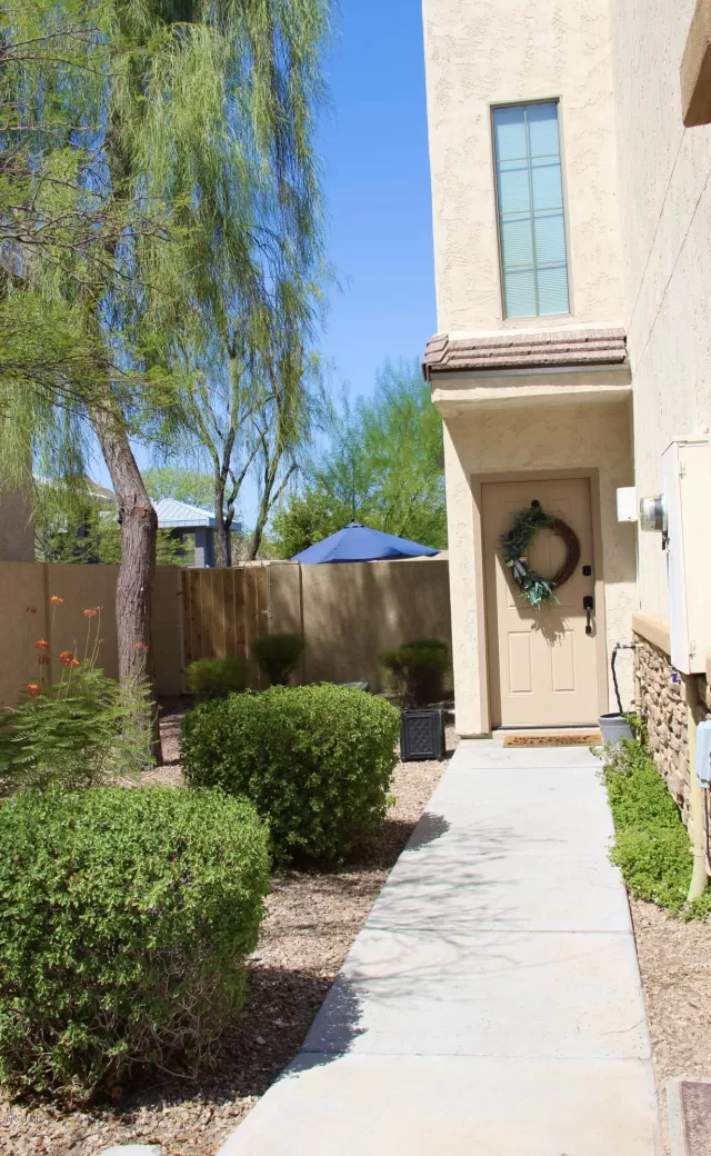 MLS: 6120487 Condo For Sale