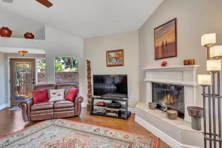 Photo #6: 6120527 Listing 