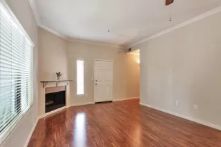 Photo #4: 6120941 Listing