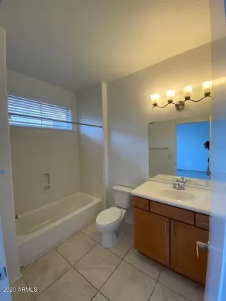 Photo #6: 6120949 Listing