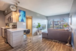 Photo #4: 6120963 Listing