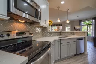 Photo #4: 6120996 Listing 