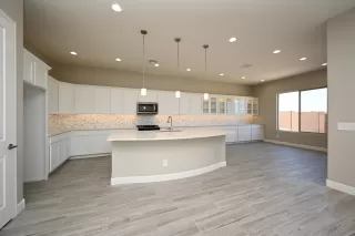 Photo #3: 6121018 Listing