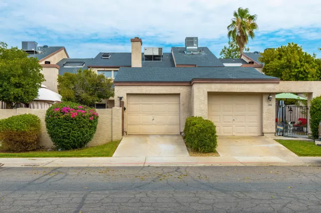 MLS: 6121031 Condo For Sale