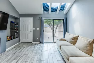 Photo #3: 6121031 Listing