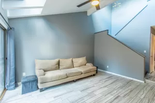 Photo #4: 6121031 Listing