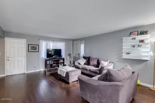 Photo #2: 6121128 Listing