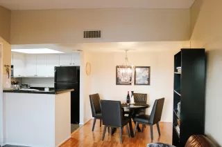 Photo #2: 6121253 Listing 