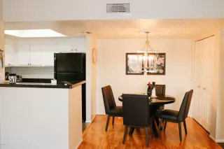 Photo #4: 6121253 Listing 