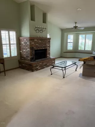 Photo #4: 6121368 Listing