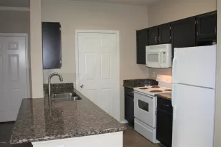 Photo #2: 6121481 Listing