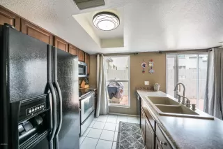 Photo #6: 6121506 Listing