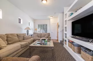 Photo #2: 6121737 Listing