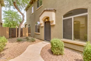 Photo #2: 6121847 Listing 