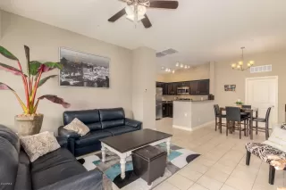 Photo #4: 6121905 Listing