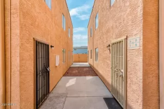 Photo #2: 6121916 Listing 