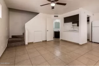 Photo #4: 6121916 Listing 