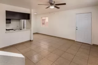 Photo #5: 6121916 Listing 