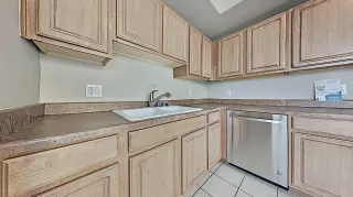 Photo #5: 6121951 Listing 